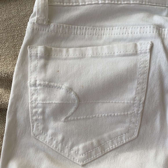 American Eagle Stretch White Skinny Jeans! - Picture 7 of 8